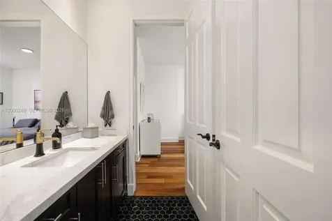 475 Amalfi Avenue Coral Gables FL 33146