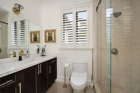 475 Amalfi Avenue Coral Gables FL 33146