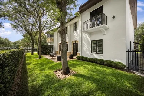 475 Amalfi Avenue Coral Gables FL 33146