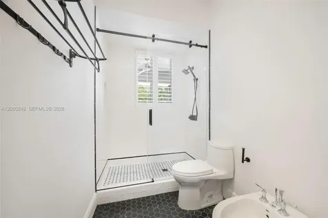 475 Amalfi Avenue Coral Gables FL 33146