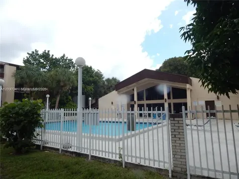 14415 N Kendall Drive Miami FL 33186