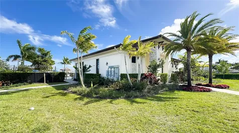 23129 SW 99th Avenue Cutler Bay FL 33190