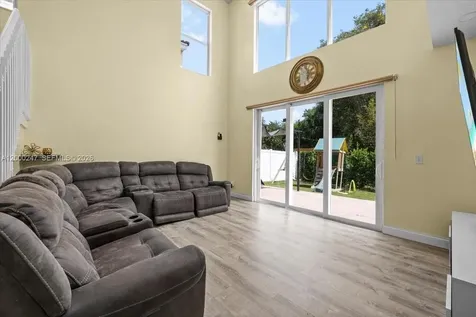 15385 SW 51st Street Davie FL 33331