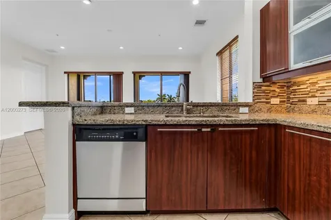 3020 NW 125th Avenue Sunrise FL 33323