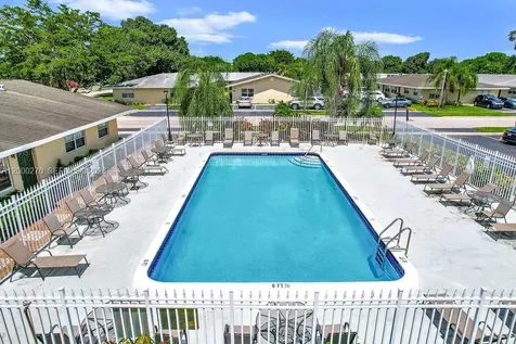 6951 SW 7th Street Margate FL 33068