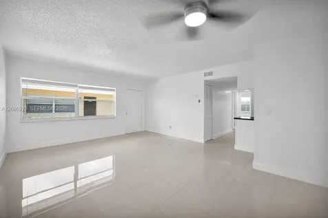 6951 SW 7th Street Margate FL 33068