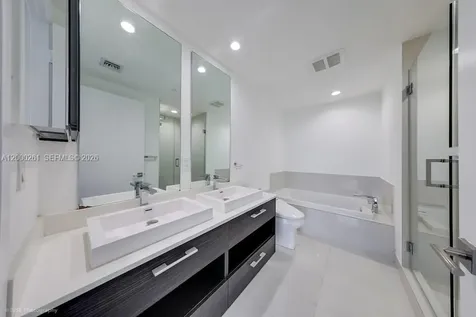 45 SW 9th Street Miami FL 33130