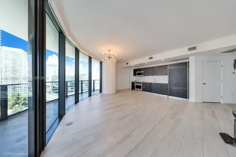 45 SW 9th Street Miami FL 33130