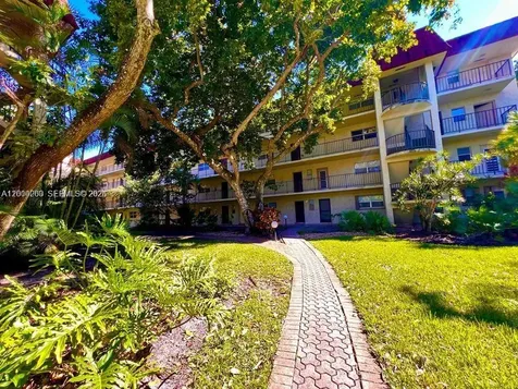 3300 Spanish Moss Terrace Lauderhill FL 33319