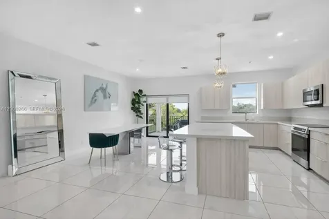 10467 NW 82nd Street Doral FL 33178