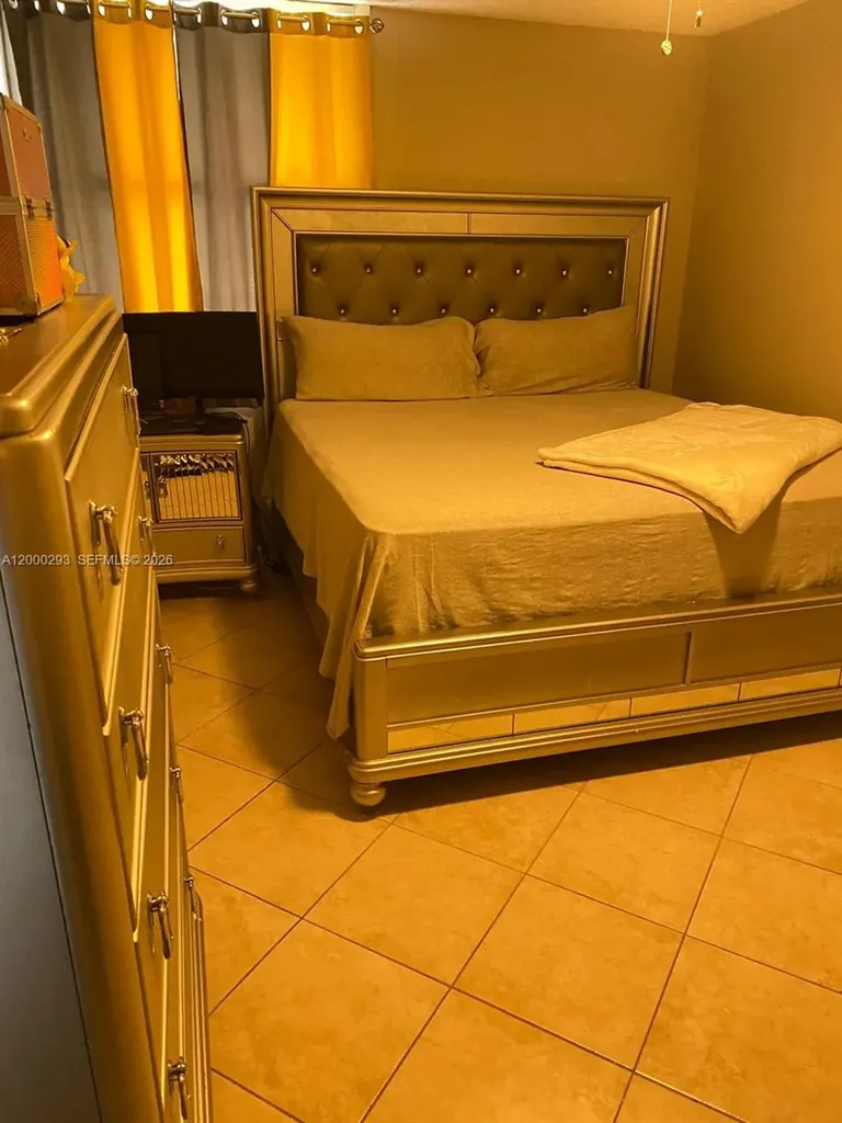 2701 Riverside Drive Coral Springs FL 33065