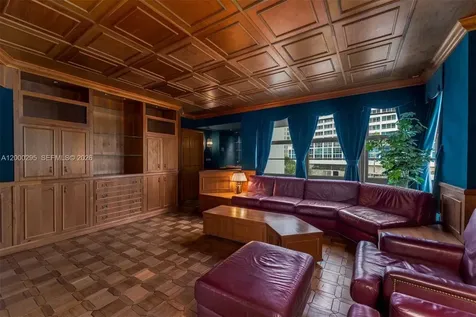 5500 Collins Avenue Miami Beach FL 33140