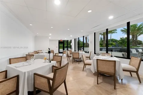 5500 Collins Avenue Miami Beach FL 33140