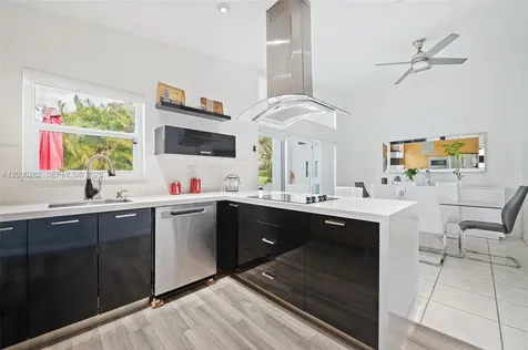 2715 SW 137th Terrace Miramar FL 33027