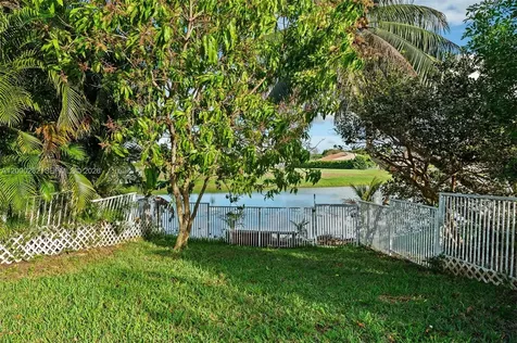 2715 SW 137th Terrace Miramar FL 33027