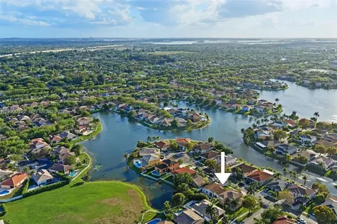 2715 SW 137th Terrace Miramar FL 33027