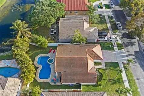 2715 SW 137th Terrace Miramar FL 33027