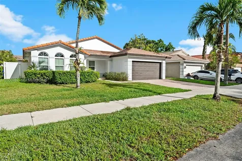 2715 SW 137th Terrace Miramar FL 33027