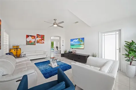 2715 SW 137th Terrace Miramar FL 33027