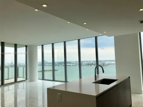 2900 NE 7 Avenue Miami FL 33137