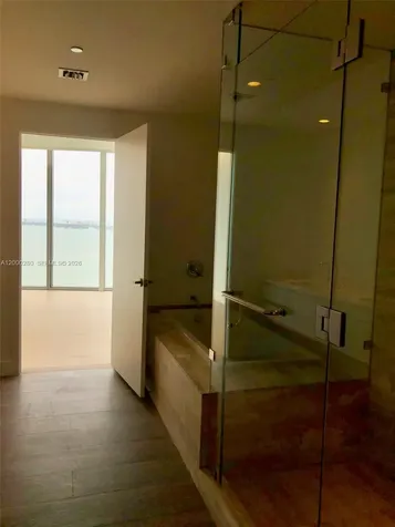 2900 NE 7 Avenue Miami FL 33137