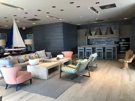 2900 NE 7 Avenue Miami FL 33137