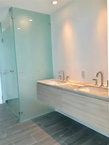 2900 NE 7 Avenue Miami FL 33137