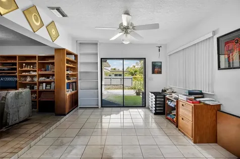 7009 SW 66th Avenue South Miami FL 33143