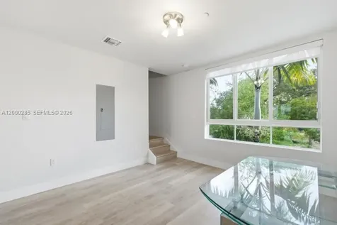 2505 NE 193rd Street Miami FL 33180