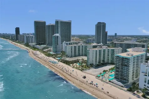3725 S Ocean Drive Hollywood FL 33019