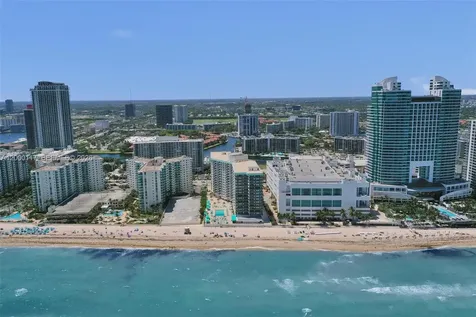 3725 S Ocean Drive Hollywood FL 33019