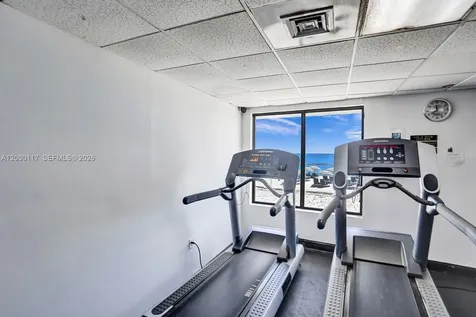 3725 S Ocean Drive Hollywood FL 33019