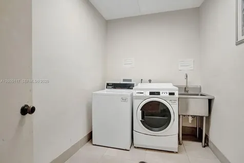 3725 S Ocean Drive Hollywood FL 33019