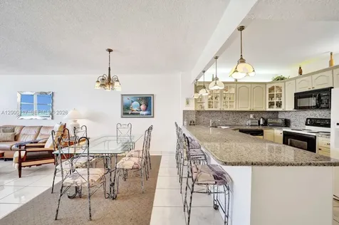 3725 S Ocean Drive Hollywood FL 33019