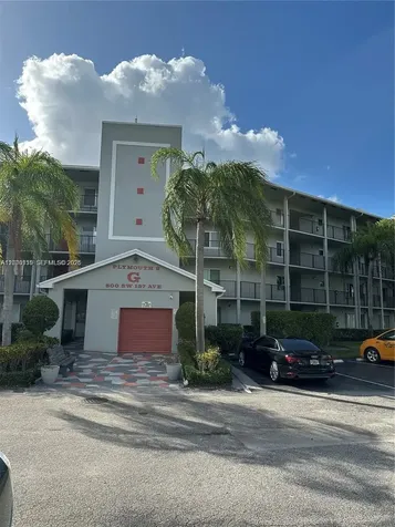 800 SW 137th Avenue Pembroke Pines FL 33027
