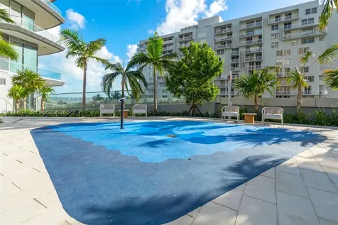 175 SE 25 Road Miami FL 33129