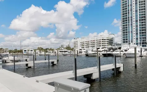 17111 Biscayne Boulevard North Miami Beach FL 33160