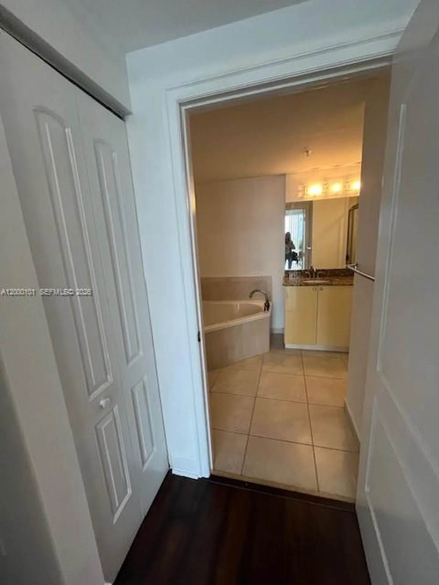 Hollywood FL 33020