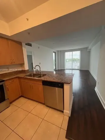 Hollywood FL 33020