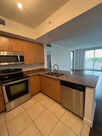 Hollywood FL 33020