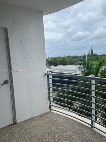 Hollywood FL 33020