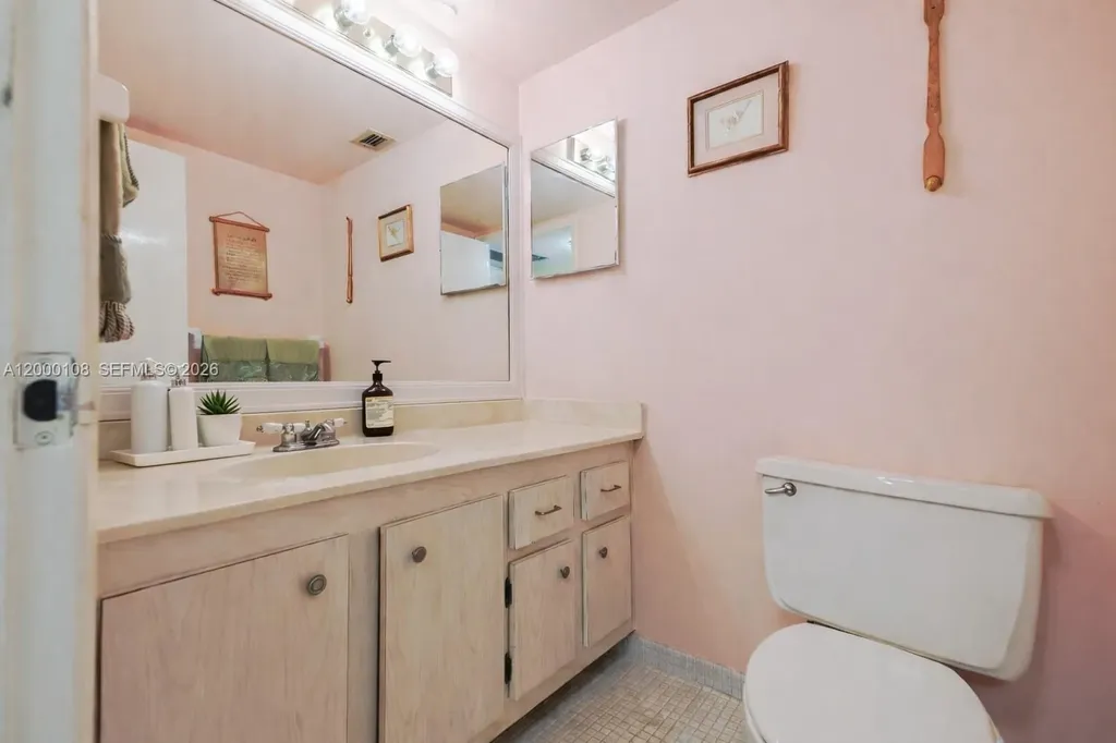 3800 S Ocean Drive Hollywood FL 33019