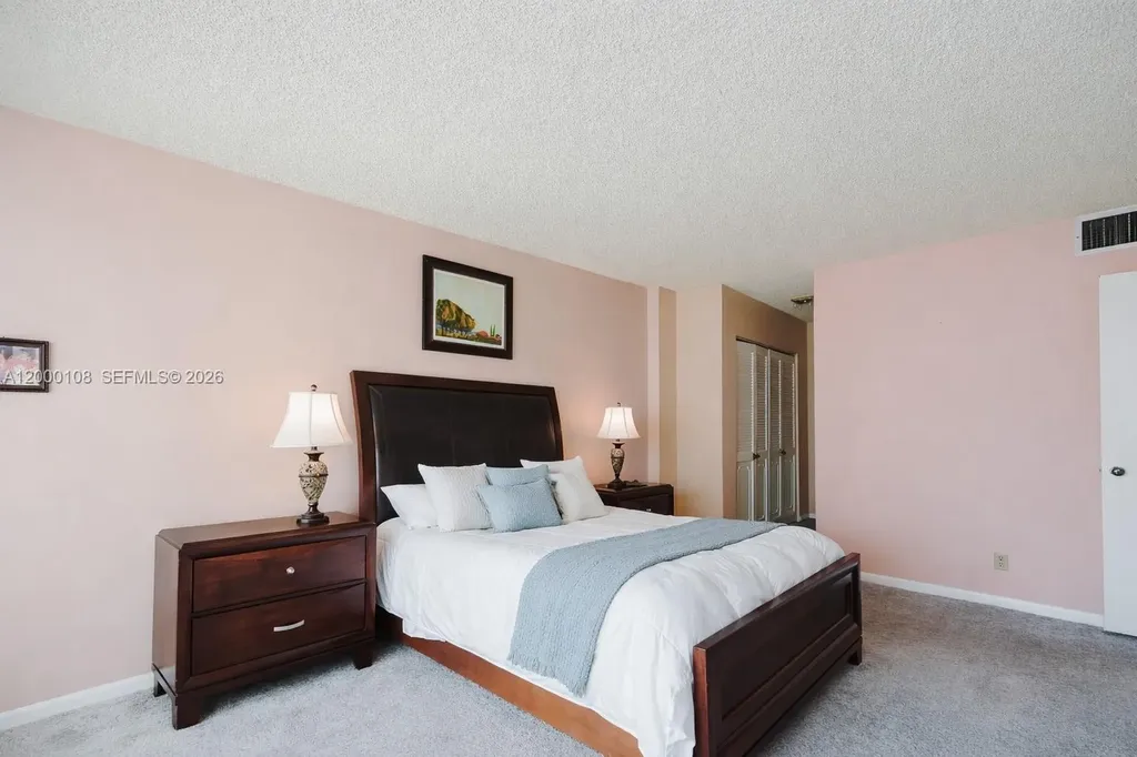 3800 S Ocean Drive Hollywood FL 33019