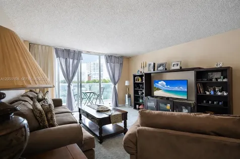 3800 S Ocean Drive Hollywood FL 33019