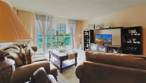 3800 S Ocean Drive Hollywood FL 33019