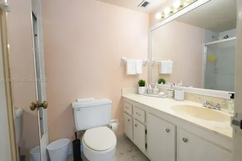 3800 S Ocean Drive Hollywood FL 33019