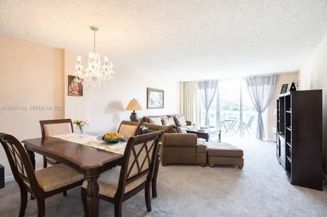 3800 S Ocean Drive Hollywood FL 33019