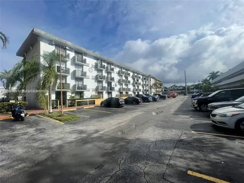 16450 NW 2nd Avenue Miami FL 33169