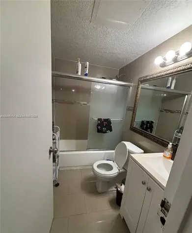 16450 NW 2nd Avenue Miami FL 33169