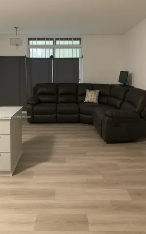 16450 NW 2nd Avenue Miami FL 33169
